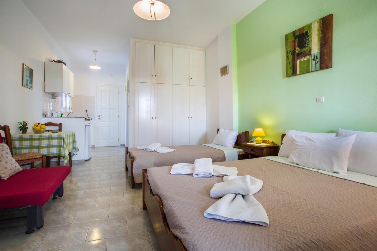 Betty Apartments Drios Exterior photo